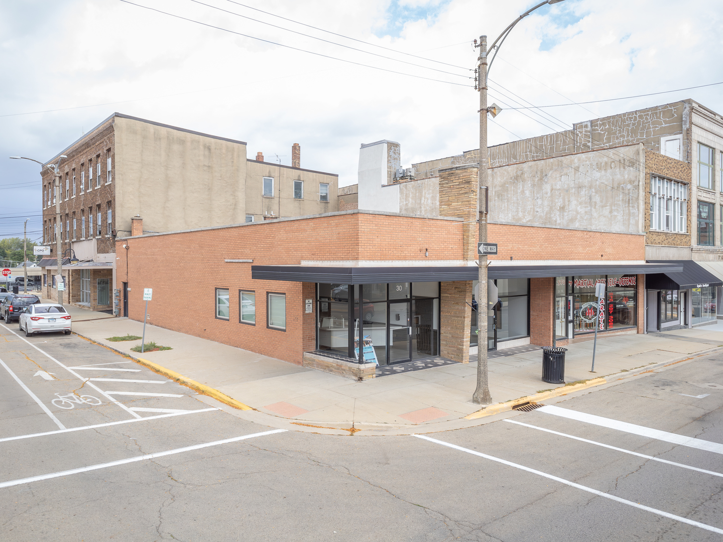26-28-30 W Stephenson Street, Freeport, IL