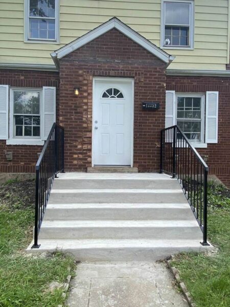 12532 S Throop Street, Calumet Park, IL