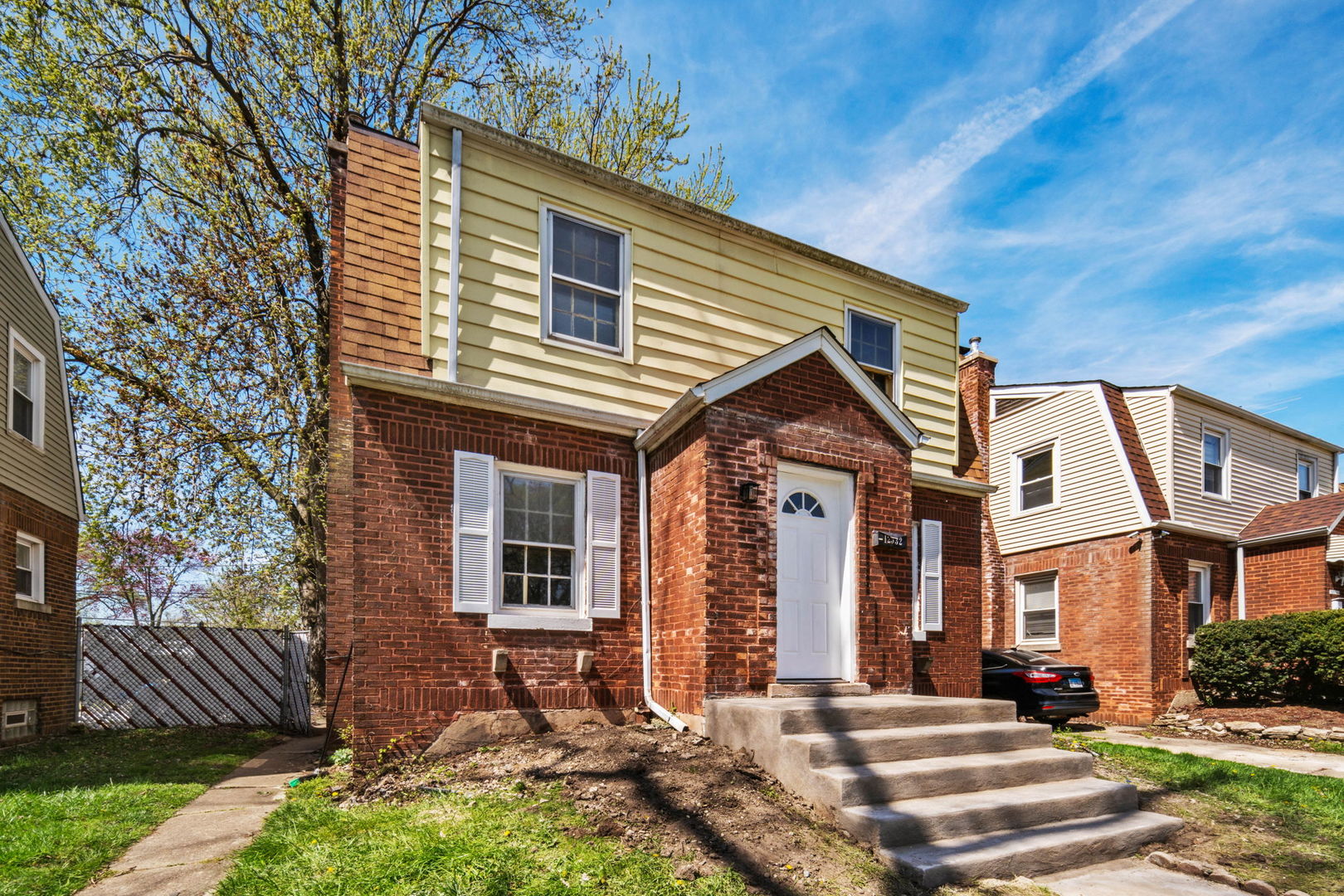 12532 S Throop Street, Calumet Park, IL