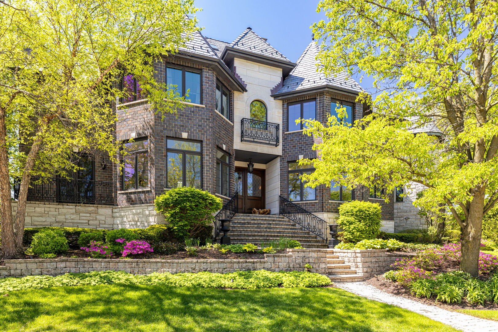 17 Ambriance Drive, Burr Ridge, IL