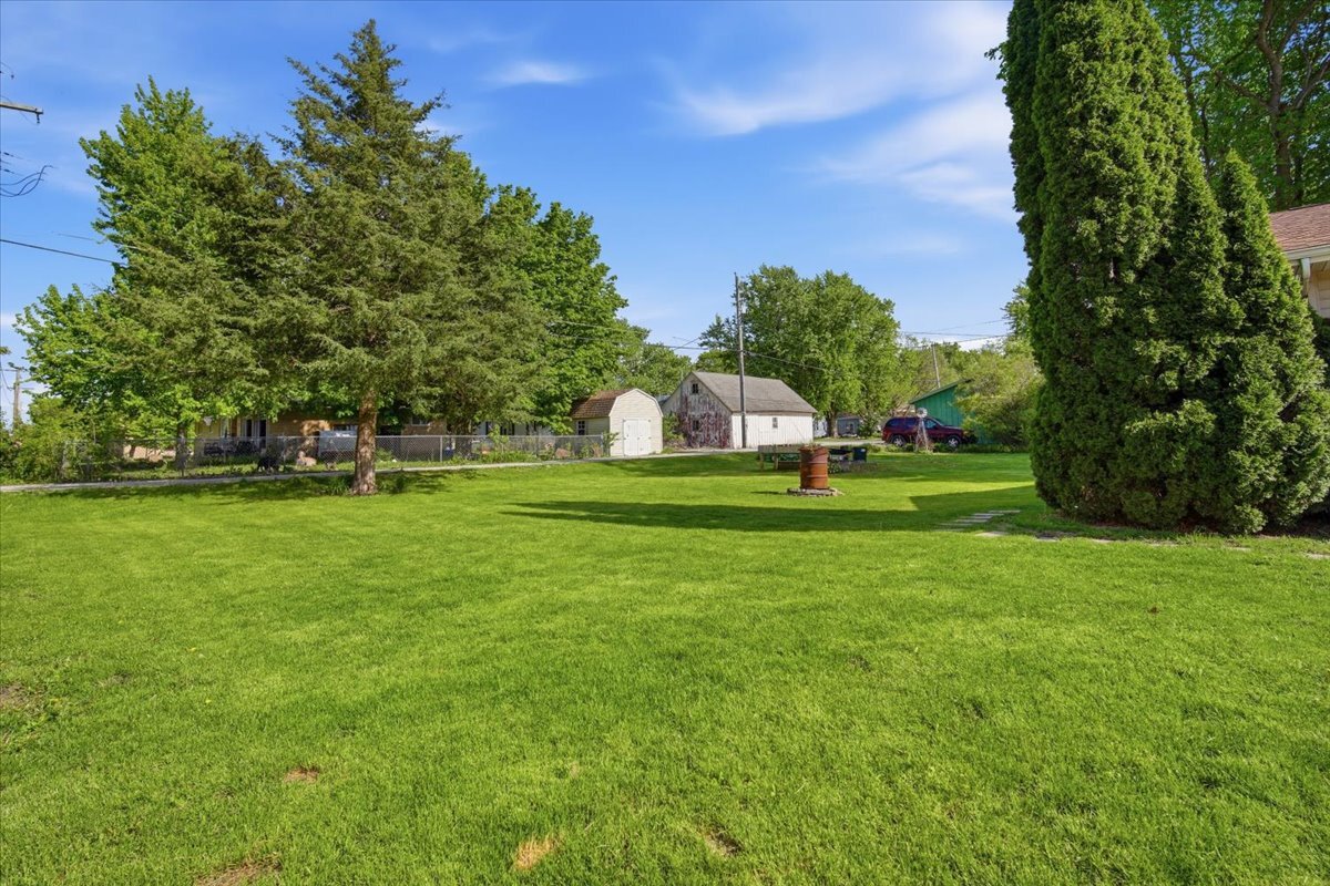 100 W Kentucky Avenue, Chenoa, IL