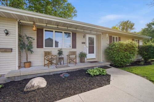 100 W Kentucky Avenue, Chenoa, IL