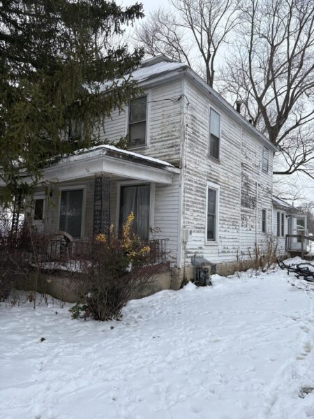 422 E Ash Street, Watseka, IL