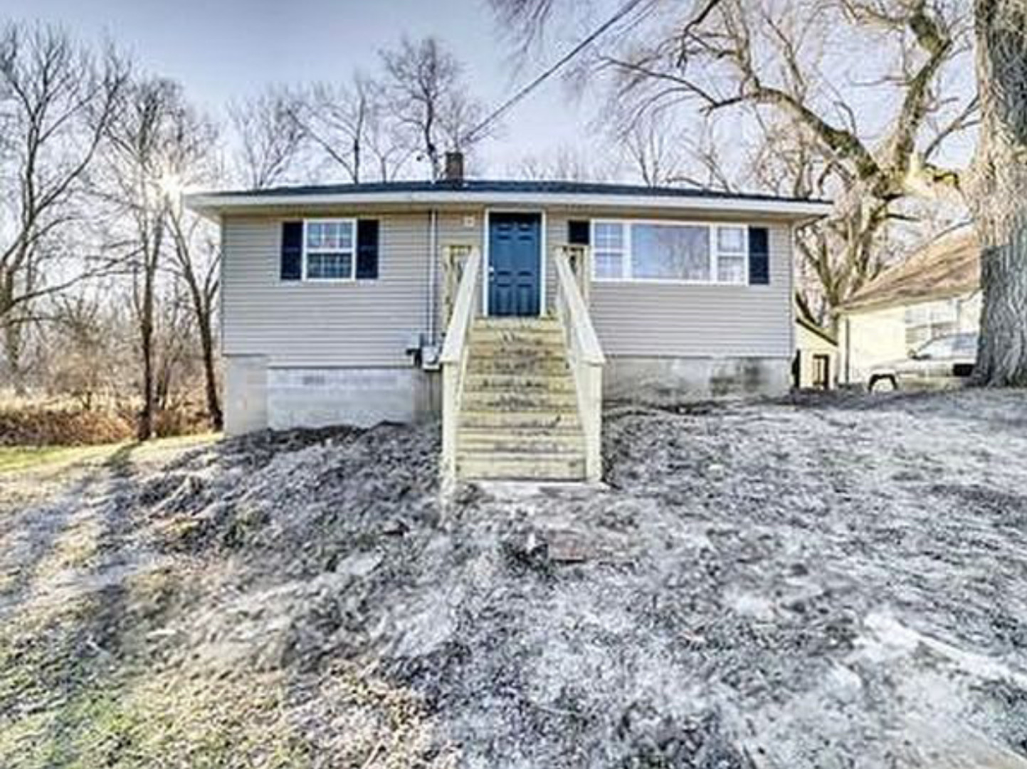 379 W North Street, Watseka, IL