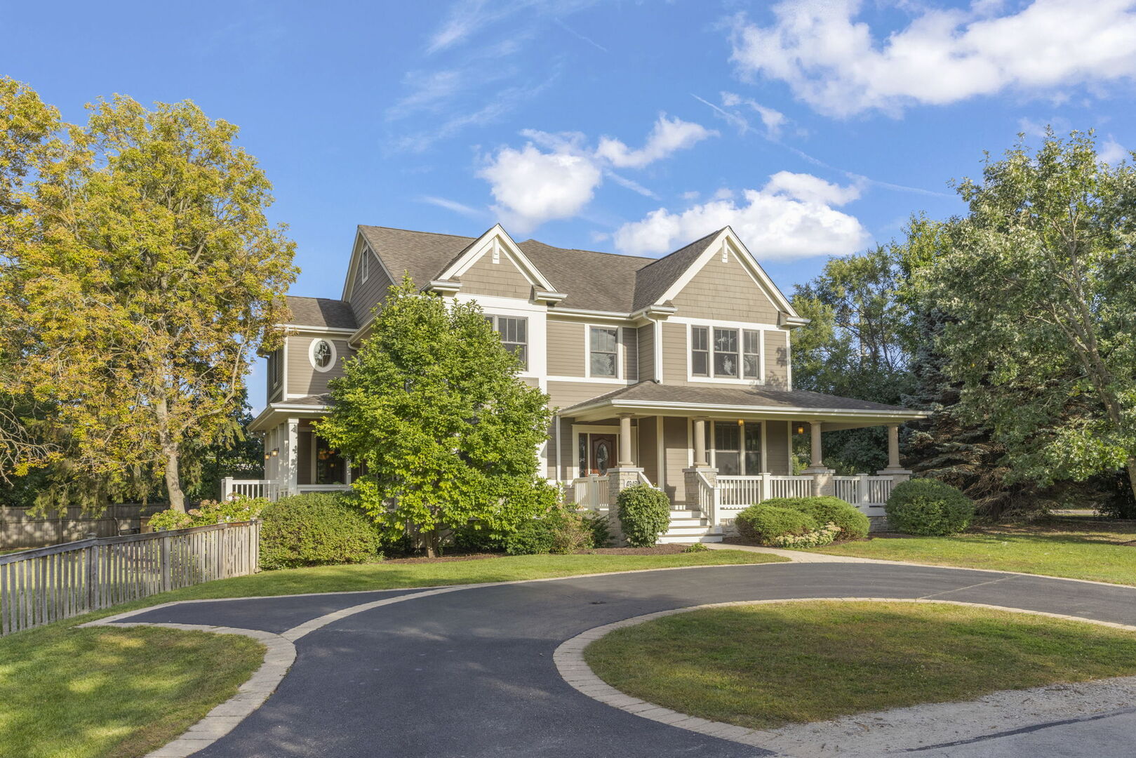 4947 Stonewall Avenue, Downers Grove, IL
