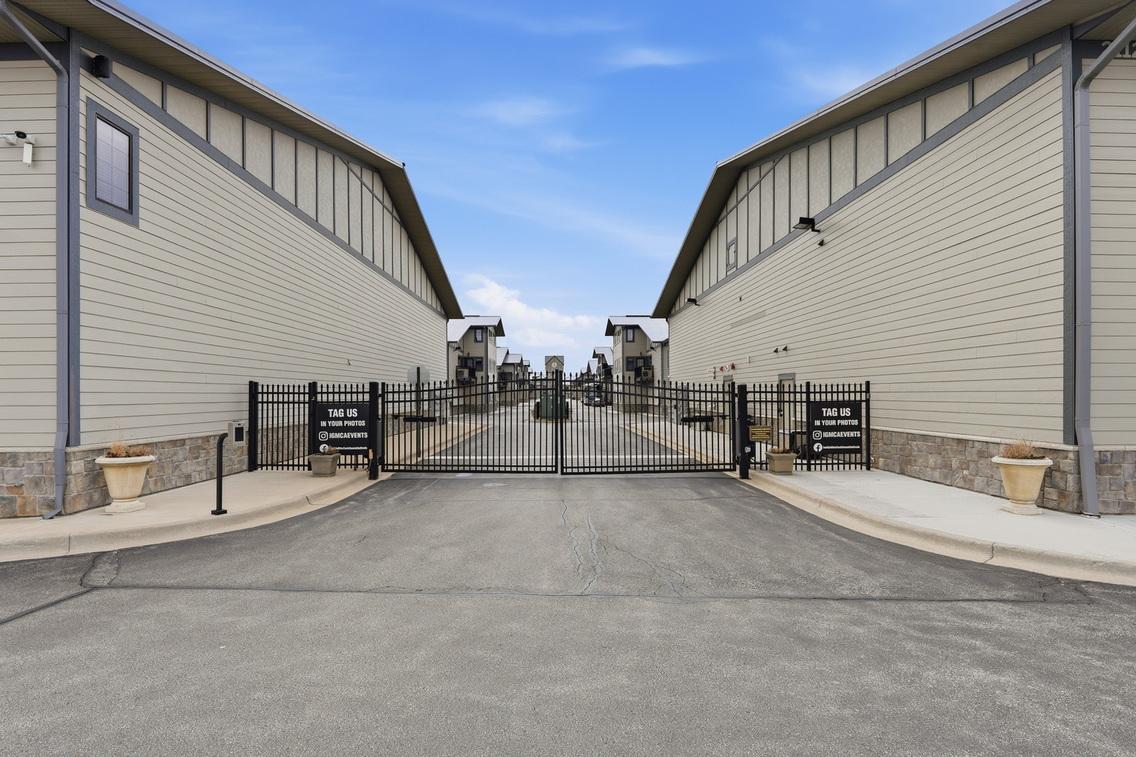 2112 Ferry Road #106, Naperville, IL