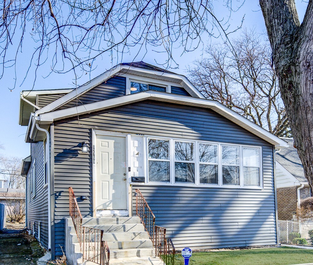 12759 Clinton Street, Blue Island, IL