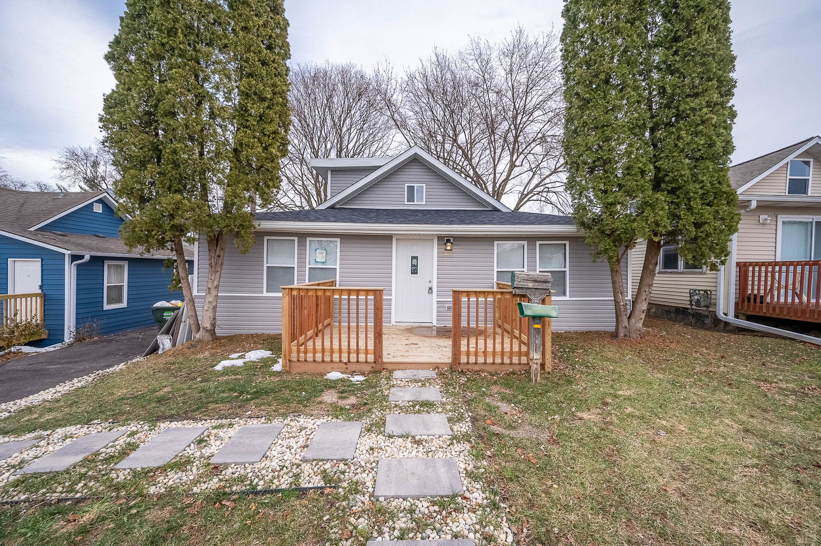 42425 N Park Lane, Antioch, IL