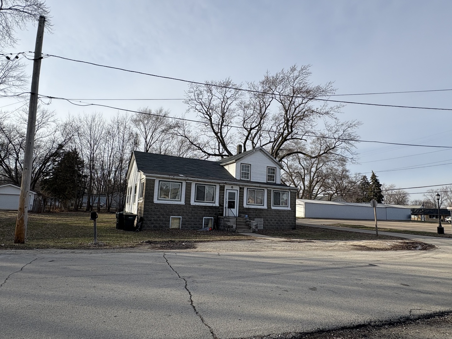 158 S Railroad Street, Braidwood, IL