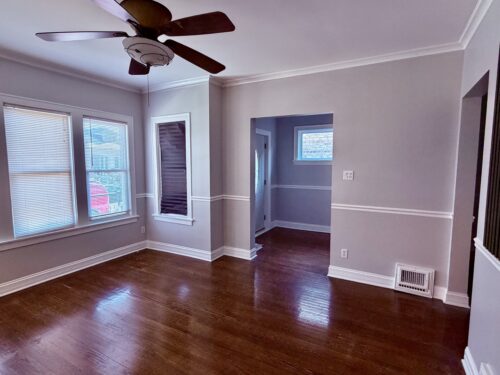 6210 S Sacramento Avenue, Chicago, IL