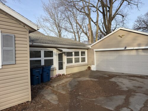 602 E Cherry Street, Watseka, IL