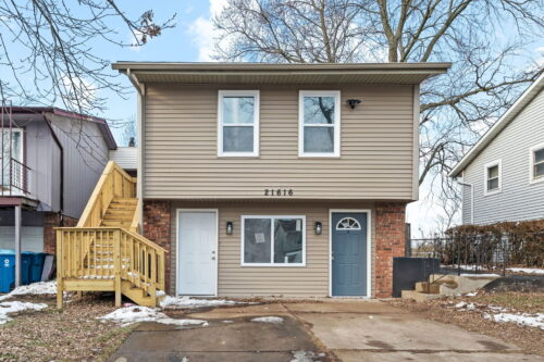 21616 Peterson Avenue, Sauk Village, IL