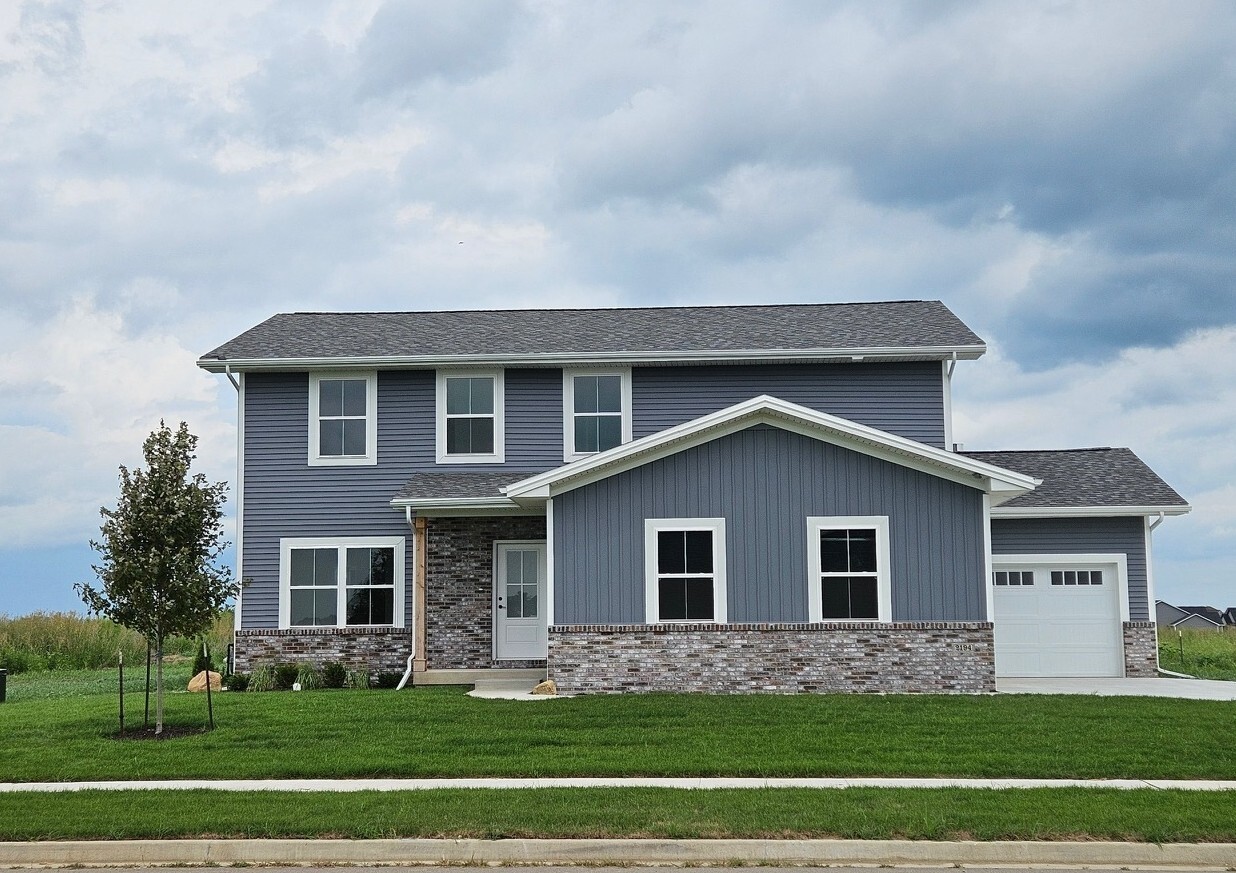2194 Corrigan Way, Normal, IL