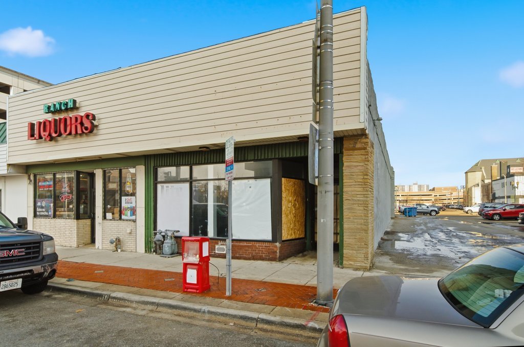 81 W Jefferson Street, Joliet, IL