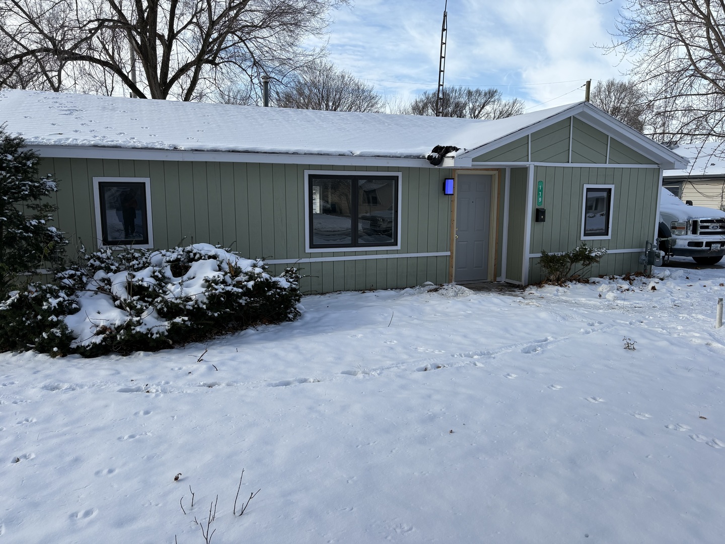 179 N Levasseur Avenue, Bourbonnais, IL