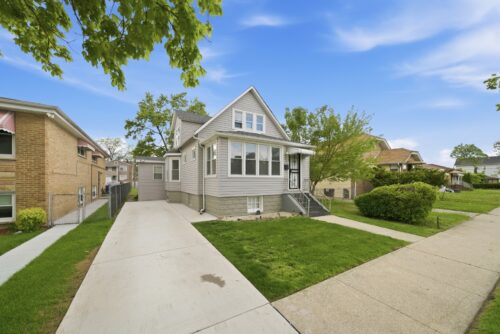814 S 11th Avenue, Maywood, IL