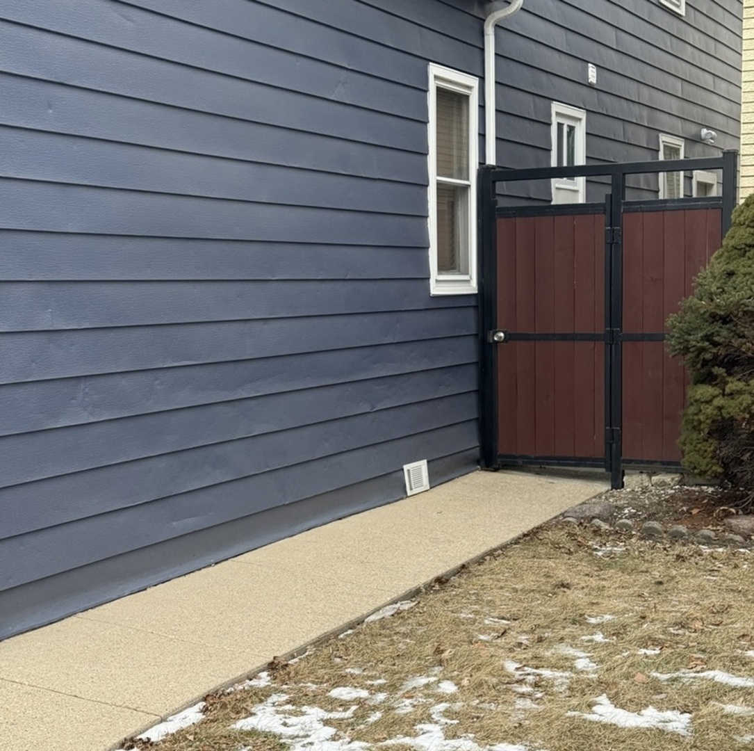 3704 W 58th Street, Chicago, IL