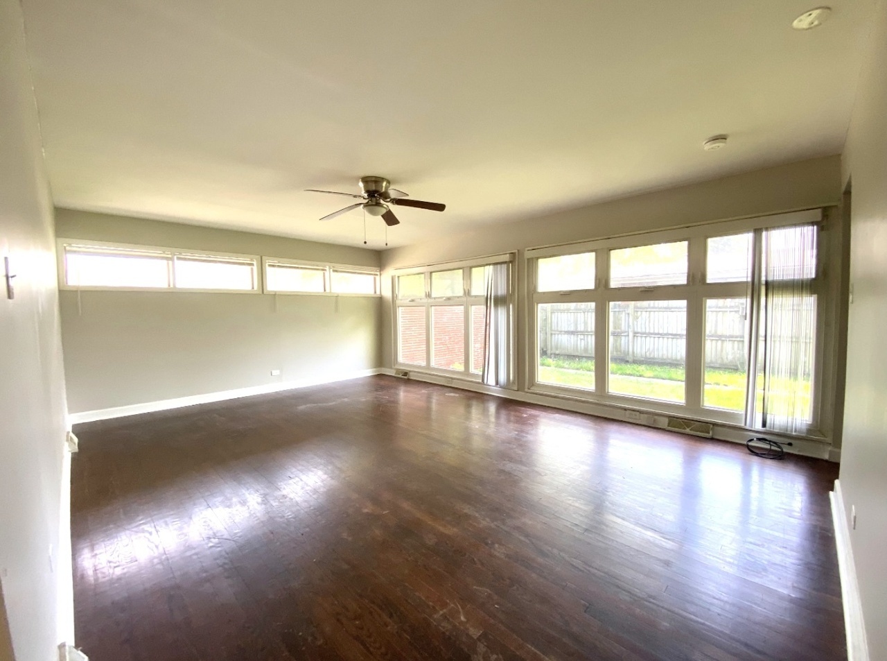 15234 MEADOW Lane, Dolton, IL