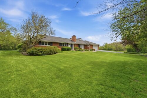 520 W Merri Oaks Road, Barrington Hills, IL
