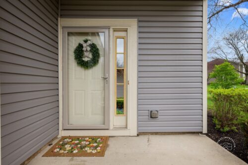 2882 Ashling Court, Schaumburg, IL