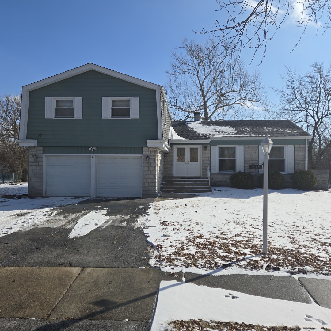 1915 TINA Lane, Flossmoor, IL