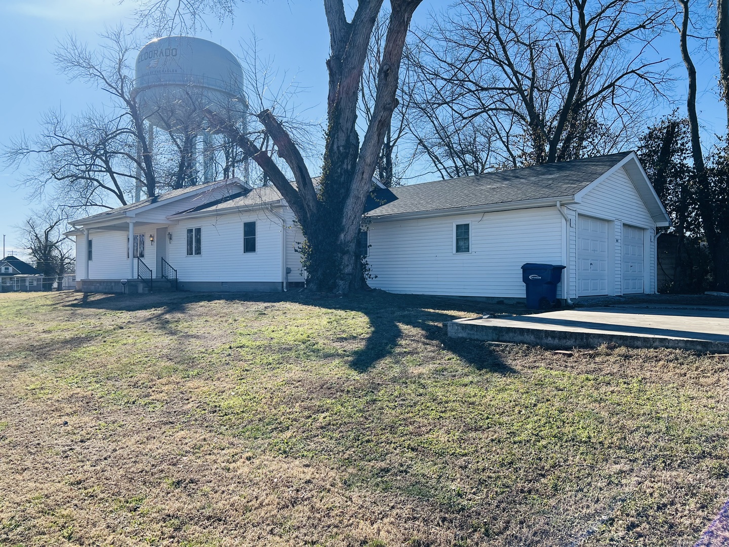 1007 Murphy Street, Eldorado, IL