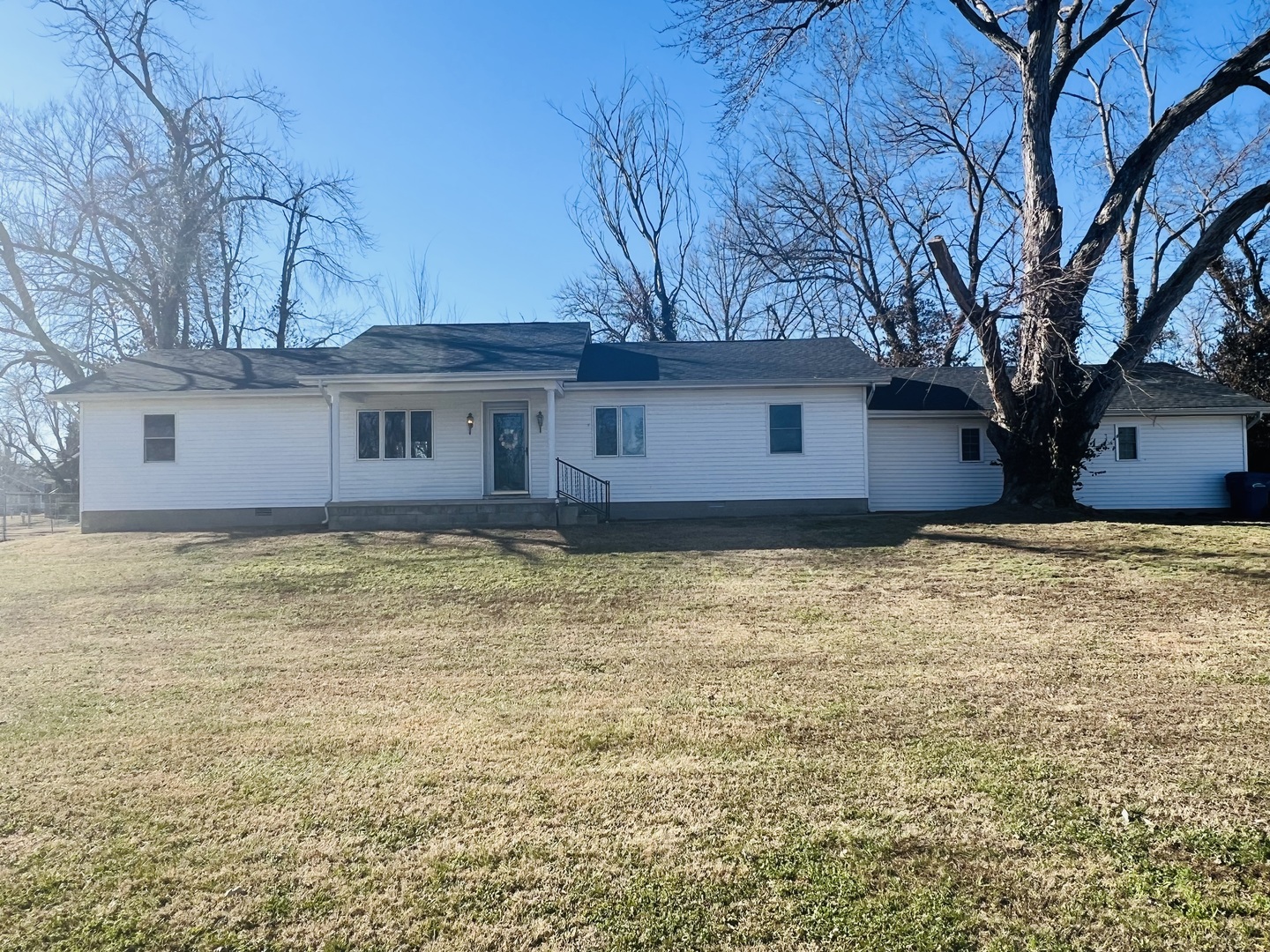 1007 Murphy Street, Eldorado, IL