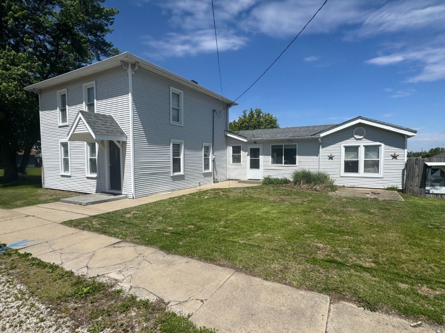 227 E 2nd Street, Mineral, IL