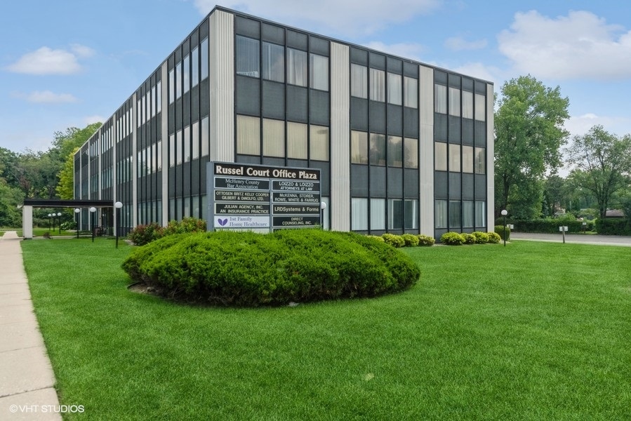 600 RUSSEL Court, Woodstock, IL