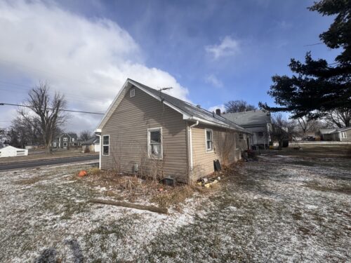 315 W Washington Street, Blandinsville, IL