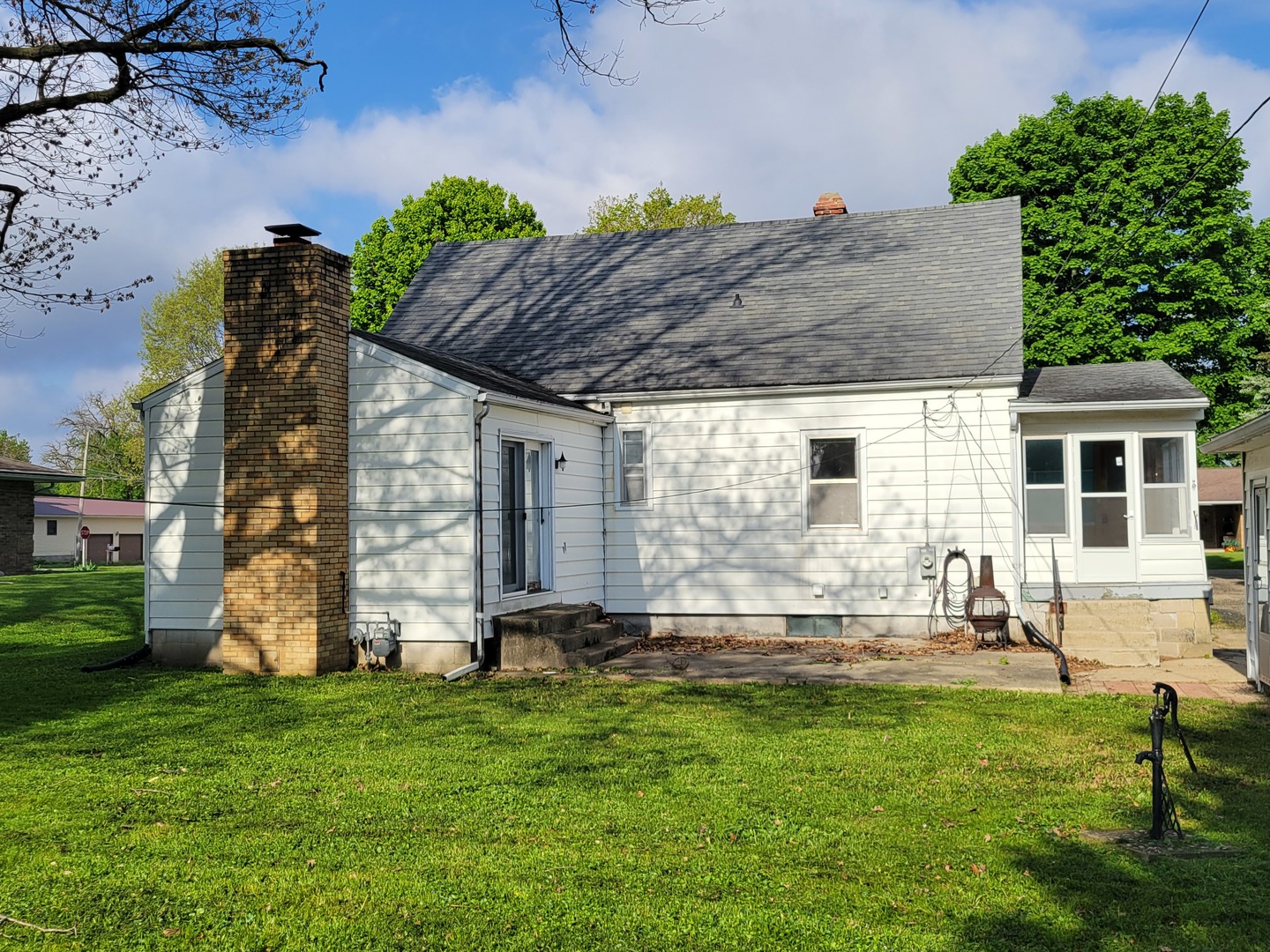 208 N Maple Street, Toluca, IL