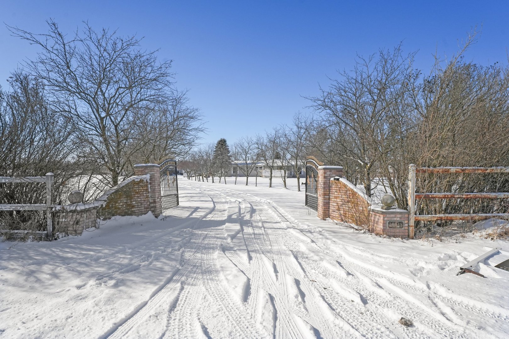 30048 S Klemme Road, Beecher, IL