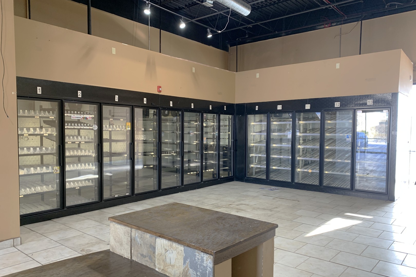1154 Douglas Road, Oswego, IL