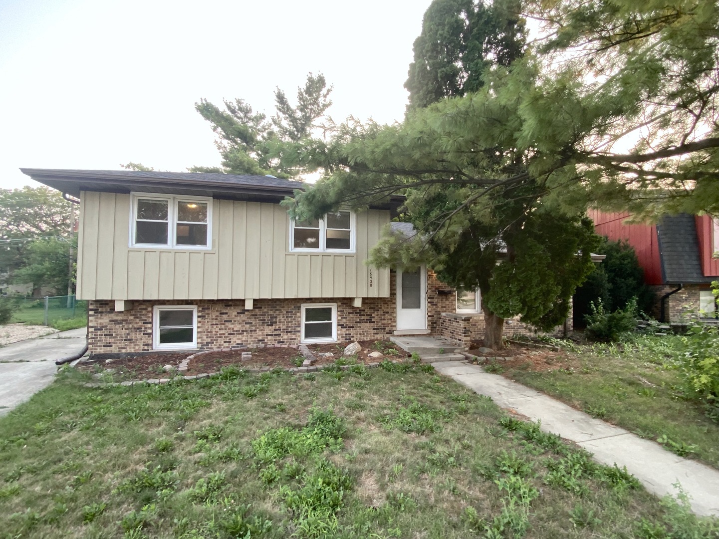 16428 Wabash Avenue, South Holland, IL