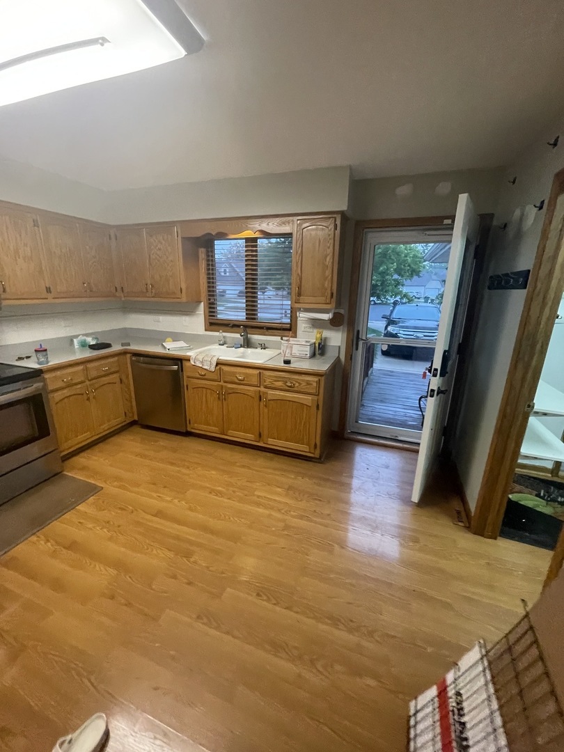217 Huntington Court, Shorewood, IL