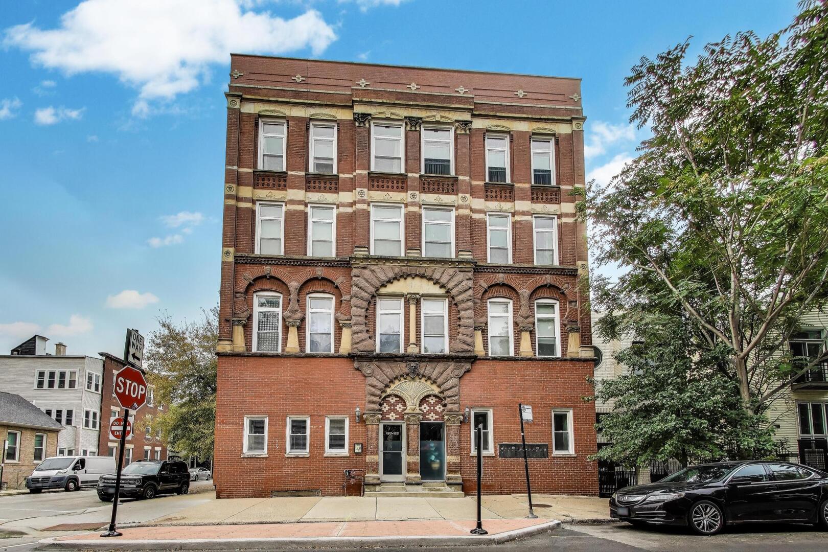 1521 N Paulina Street #1F, Chicago, IL