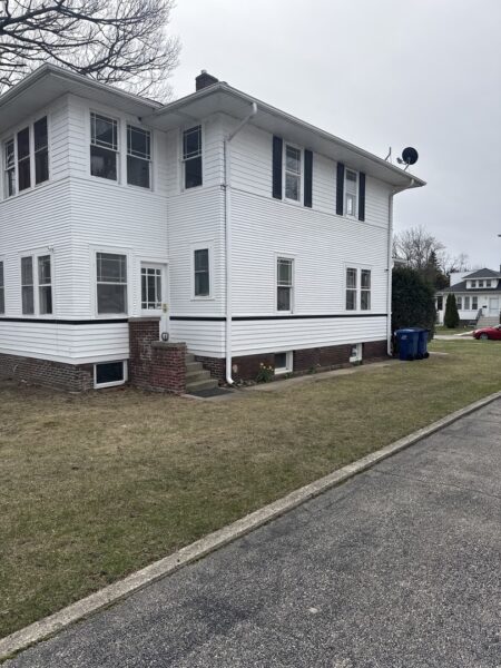 1425 Lincoln Street, North Chicago, IL