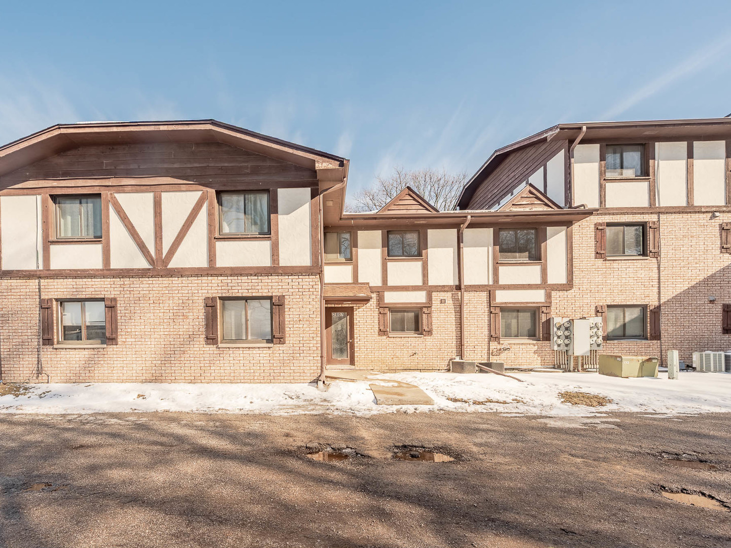 2807 Glenwood Lansing Road #211, Lynwood, IL