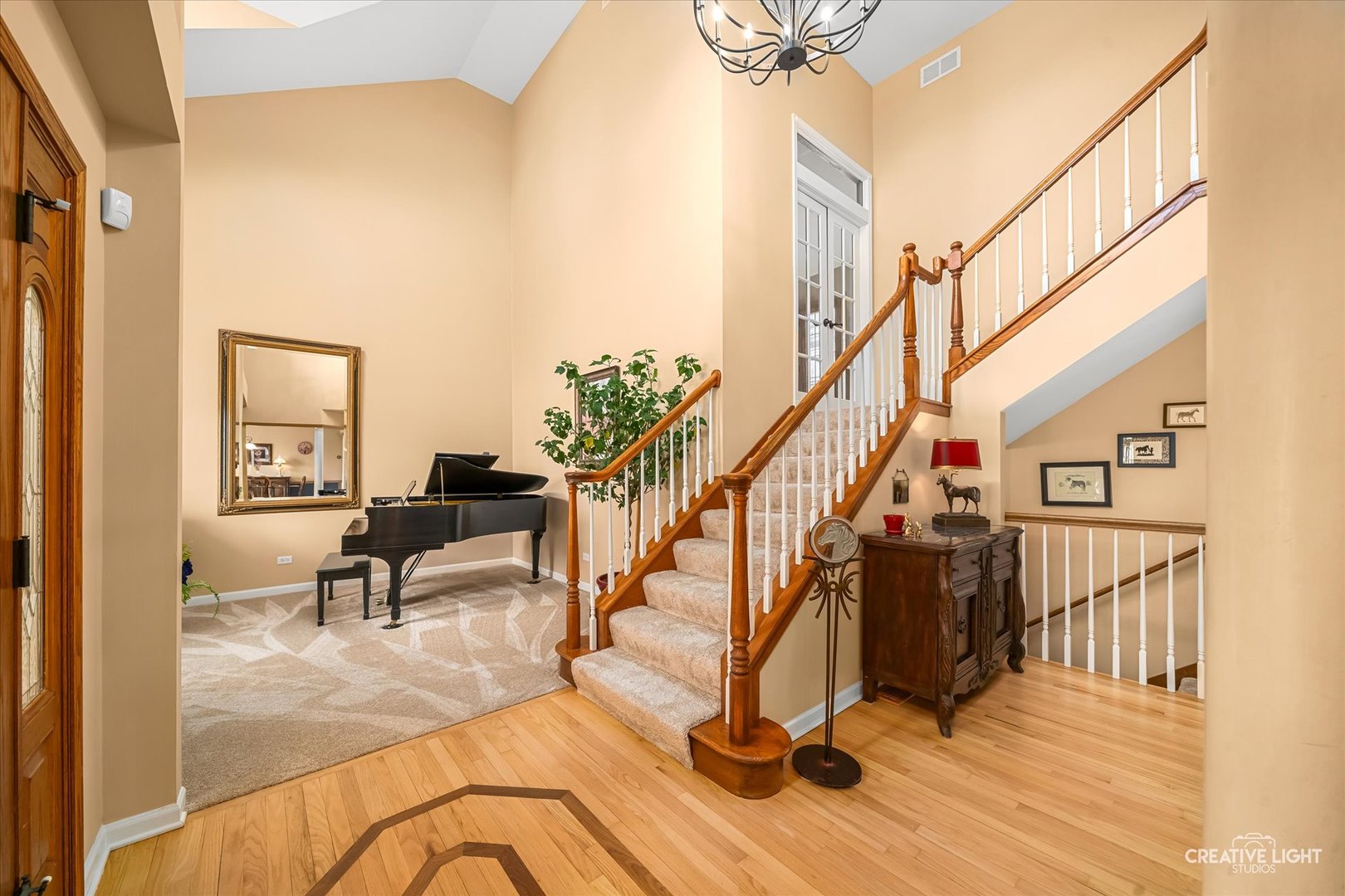 1813 Winchester Court, Oswego, IL
