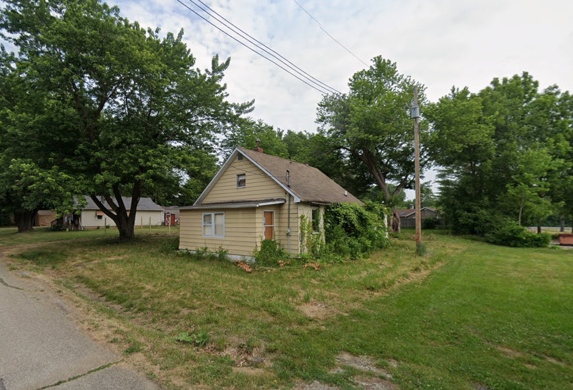 153 E Main Street, Canton, IL