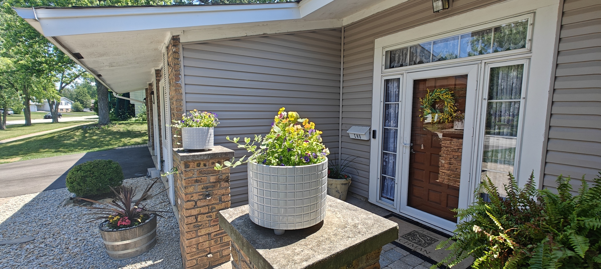 3205 63rd Street, Woodridge, IL