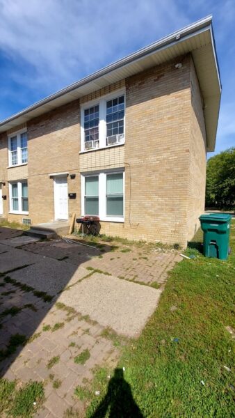 2204 Hebron Avenue #B, Zion, IL