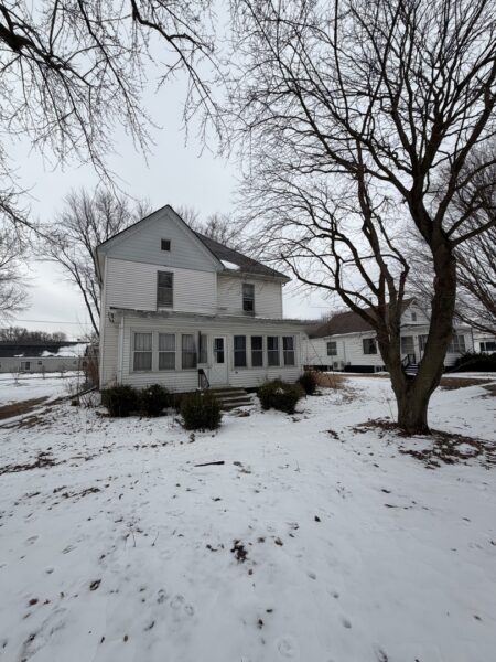 320 W Hack Street, Cullom, IL