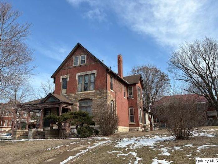 438 N 6th, Quincy, IL