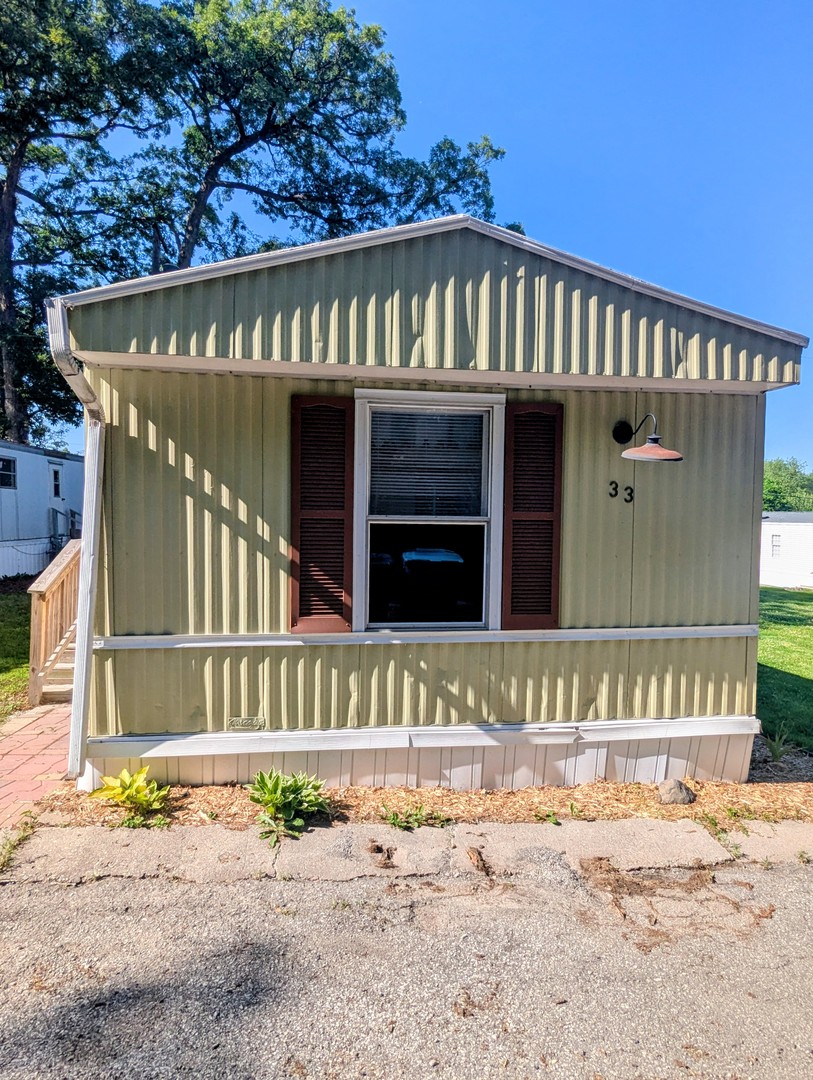 9301 W 133rd Avenue #33, Cedar Lake, IN