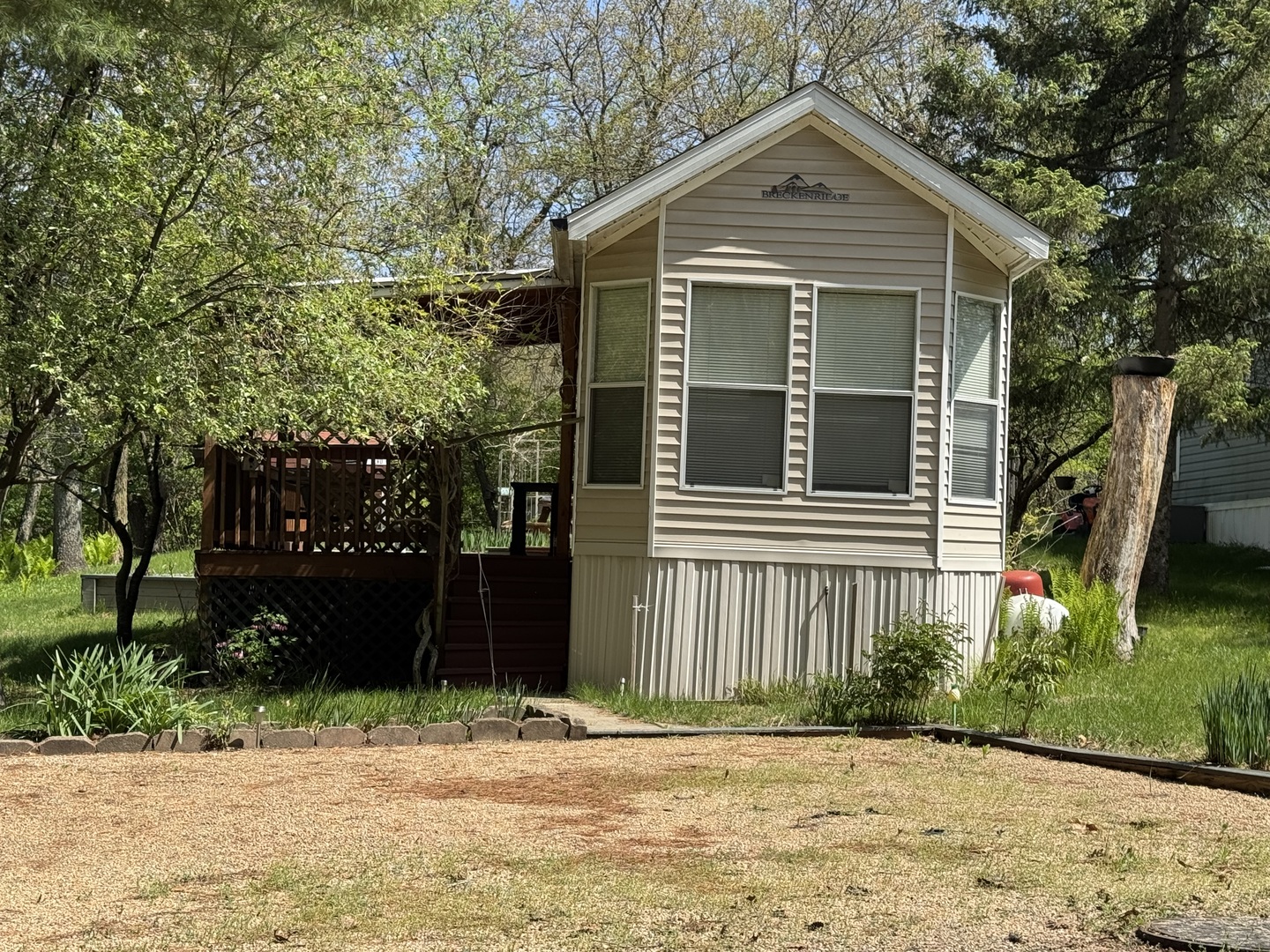 21-79 Woodhaven Lake, Sublette, IL