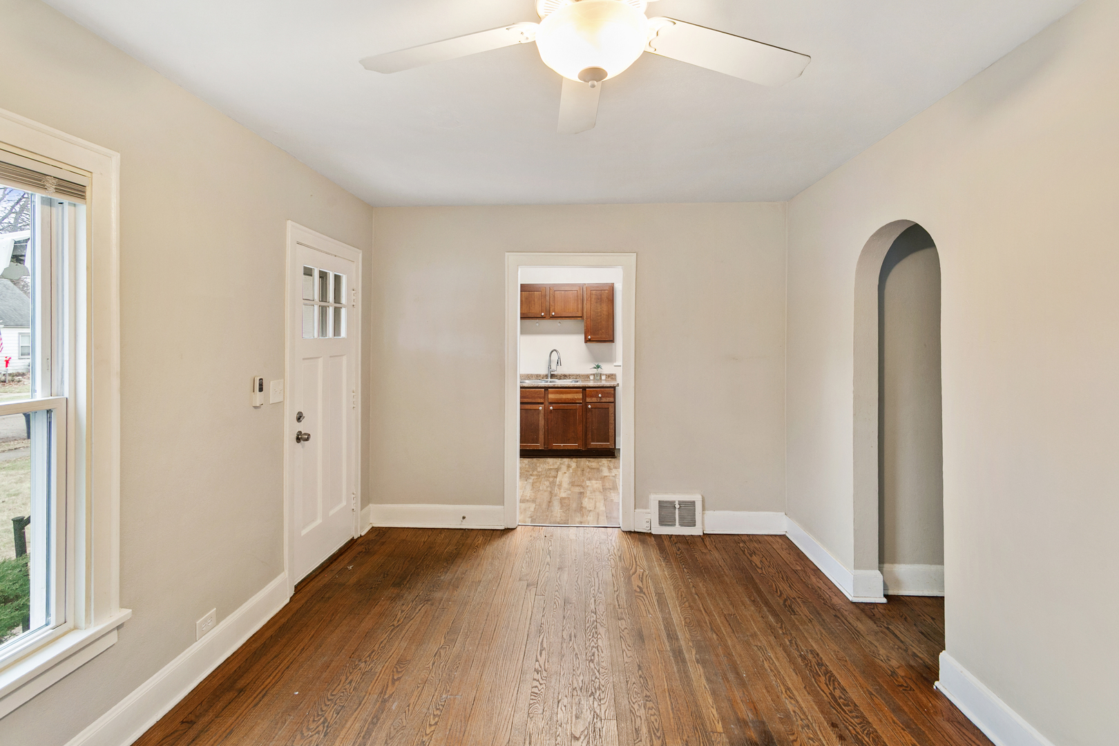 505 Lorraine Avenue, Waukegan, IL