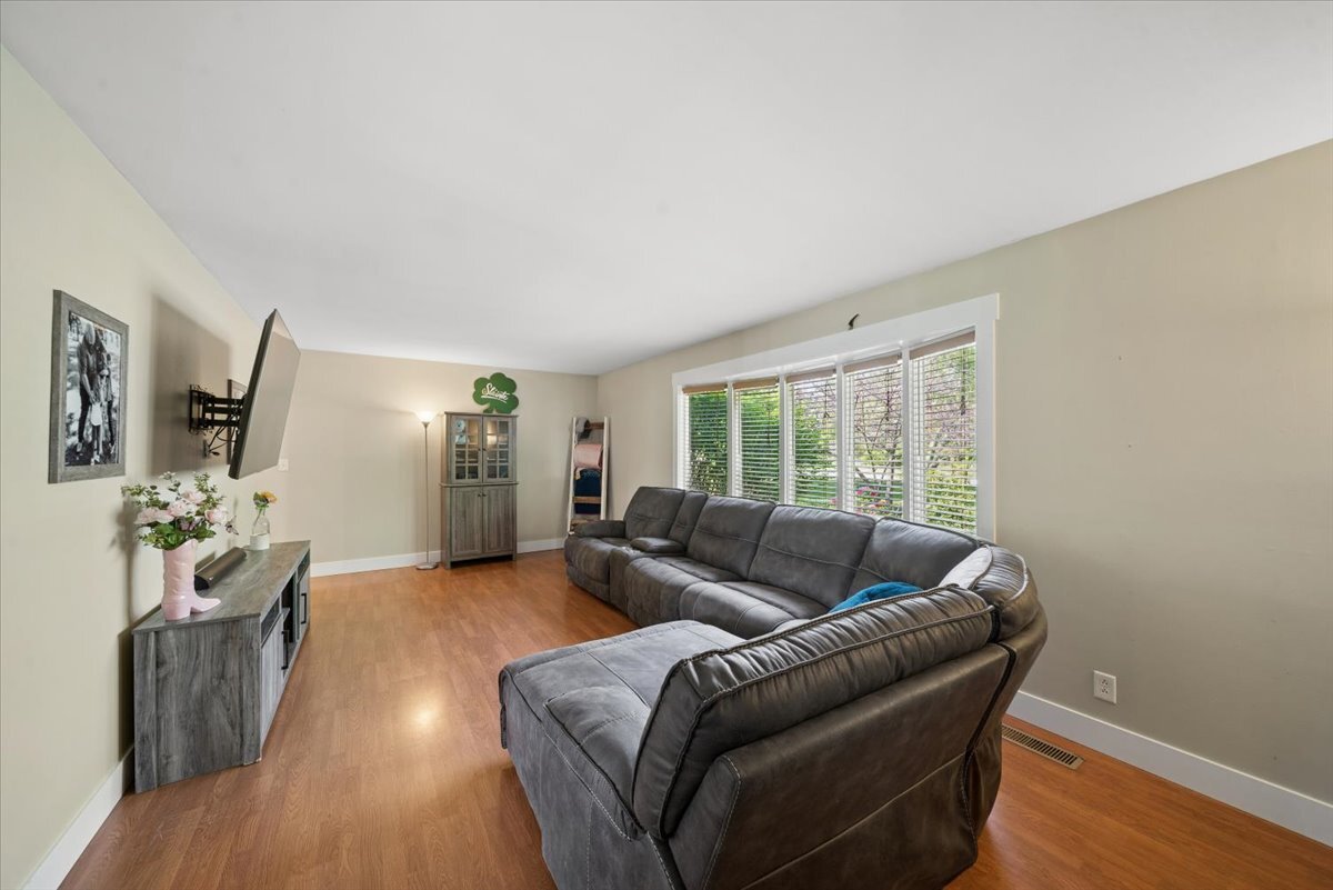 24908 Hemphill Drive, Elwood, IL