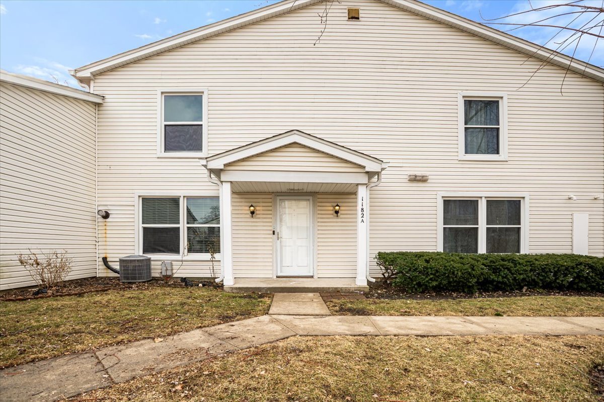 1182 E Barberry Lane #A, Palatine, IL