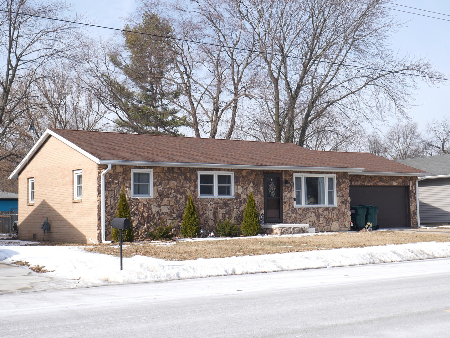 973 Cardinal Drive, Bradley, IL